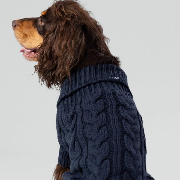 Hackett X Hugo Hudson Cable Knit Pullover Dog Jumper in Navy - Picture 4 of 4